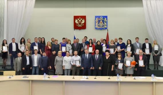 Лучшие предприниматели Брянщины получили награды от Губернатора
