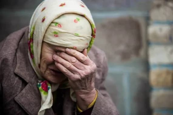 Под Клинцами «соцработницы» оставили пенсионерок без 40 тысяч рублей
