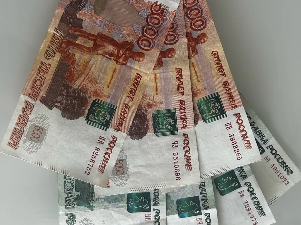 В Брянске после вмешательства трудовой инспекции работникам выплатили 9,6 млн рублей