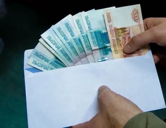 Унечский борец с коррупцией осуждён за получение взяток