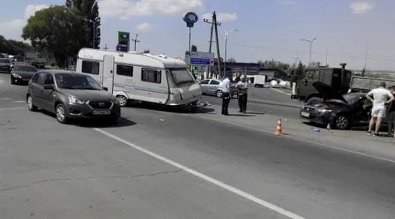Брянские туристы пострадали в аварии с грузовиком в Крыму