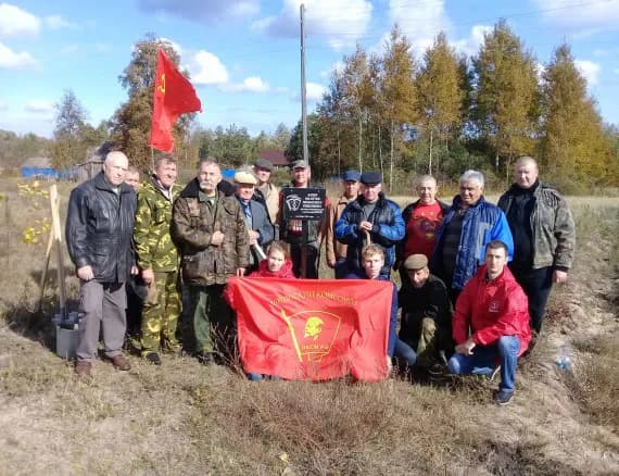 В партизанской деревне Берёзовка появилась комсомольская аллея