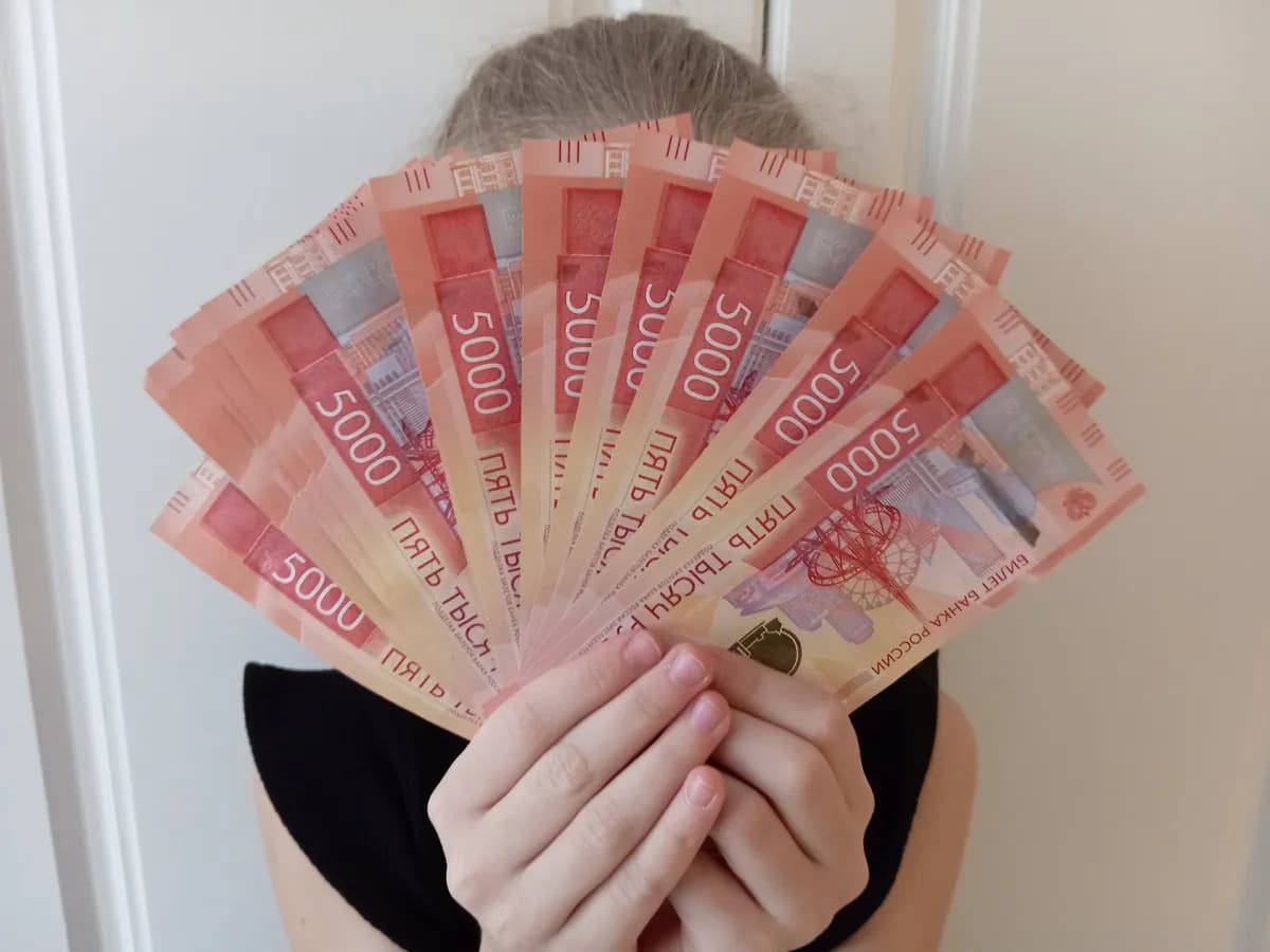 Положите это у порога – и деньги найдут вас: приметы предков, которые работают