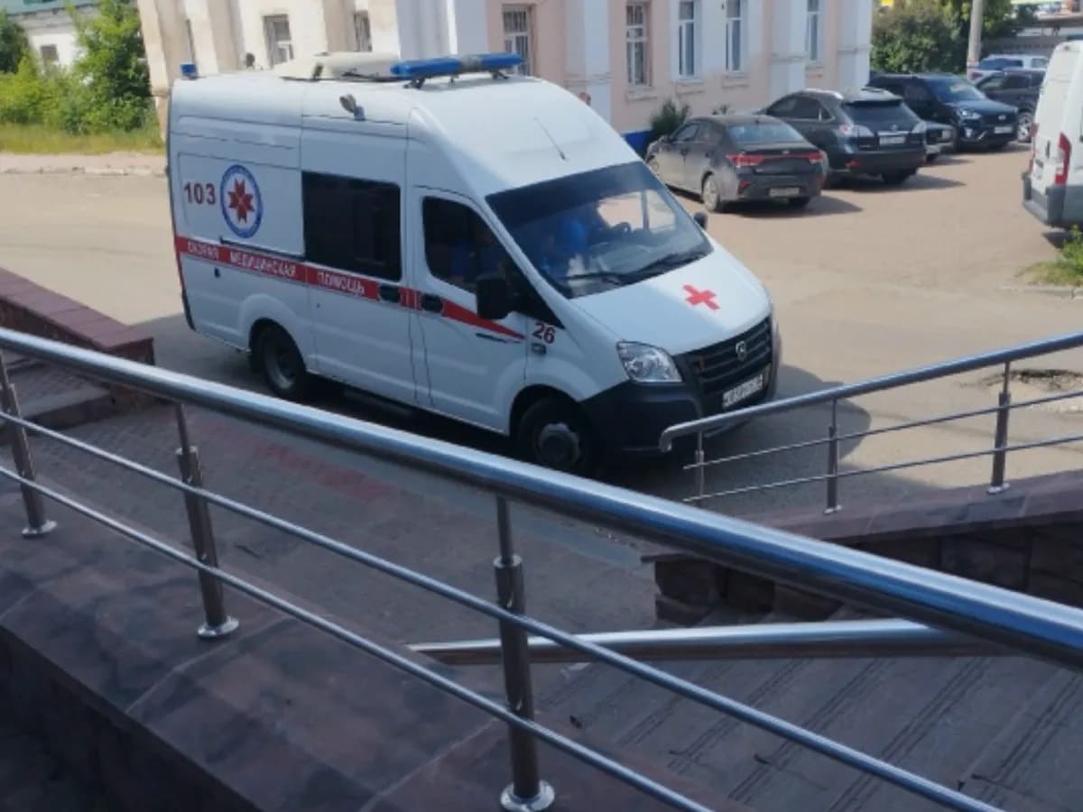 В Брянской области сотрудник «Куриного царства» скончался на рабочем месте