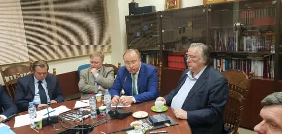 Первый заместитель председателя Изборского клуба Олег Розанов провёл в Москве заседание Изборского клуба
