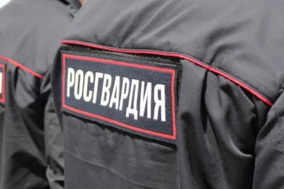 Пьяный посетитель кафе избил сотрудника Росгвардии в Клинцах