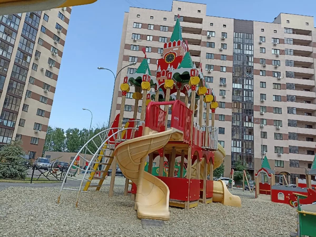 Прокуратура через суд добивается возврат аванса в 52 млн рублей за строительство детсада на Бурова в Брянске