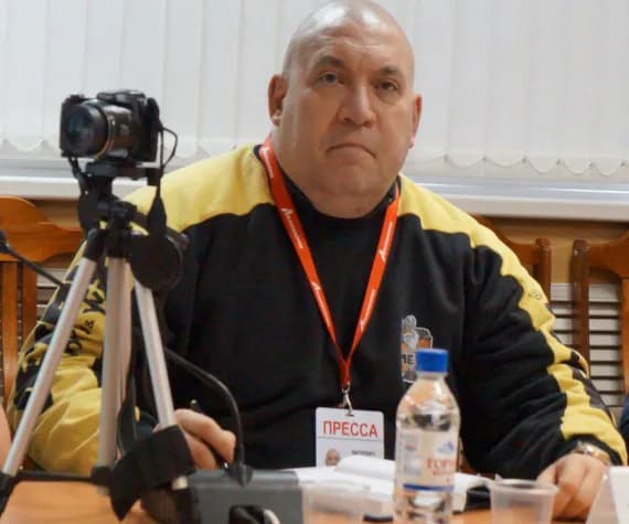 Организатора митинга против Губернатора Богомаза обвиняют в мелком хулиганстве