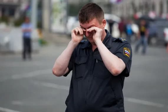 Пьяный брянец избил догнавшего его полицейского