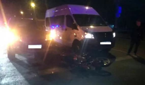 Пьяный скутерист устроил крупное ДТП на улице Литейной в Брянске