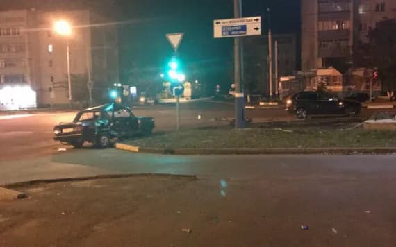 Водитель «семёрки» ищет свидетелей ДТП на проспекте Московском в Брянске